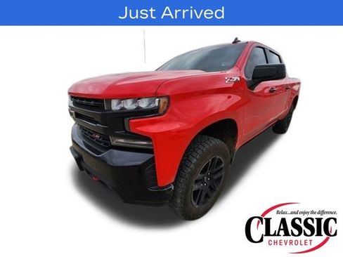 Used 2022 Chevrolet Silverado 1500 LT Trail Boss image 5