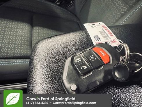 Used 2021 Jeep Wrangler Unlimited Islander image 29