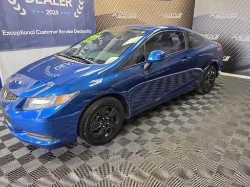 Used 2013 Honda Civic LX image 3
