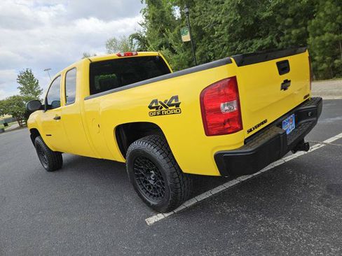 Used 2012 Chevrolet Silverado 1500 W/T AWD/4WD image 3