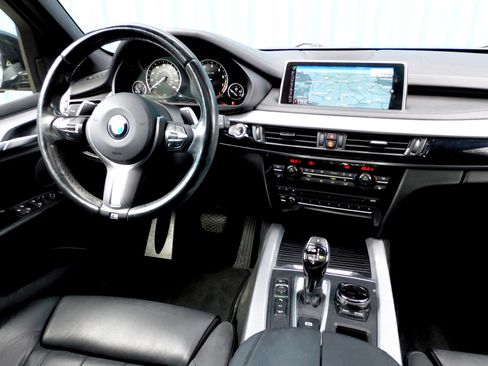 Used 2016 BMW X5 xDrive50i image 10