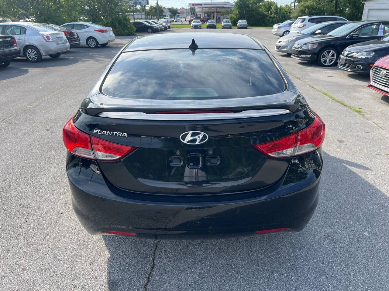 Used 2013 Hyundai Elantra GLS w/ Preferred Pkg FWD image 7