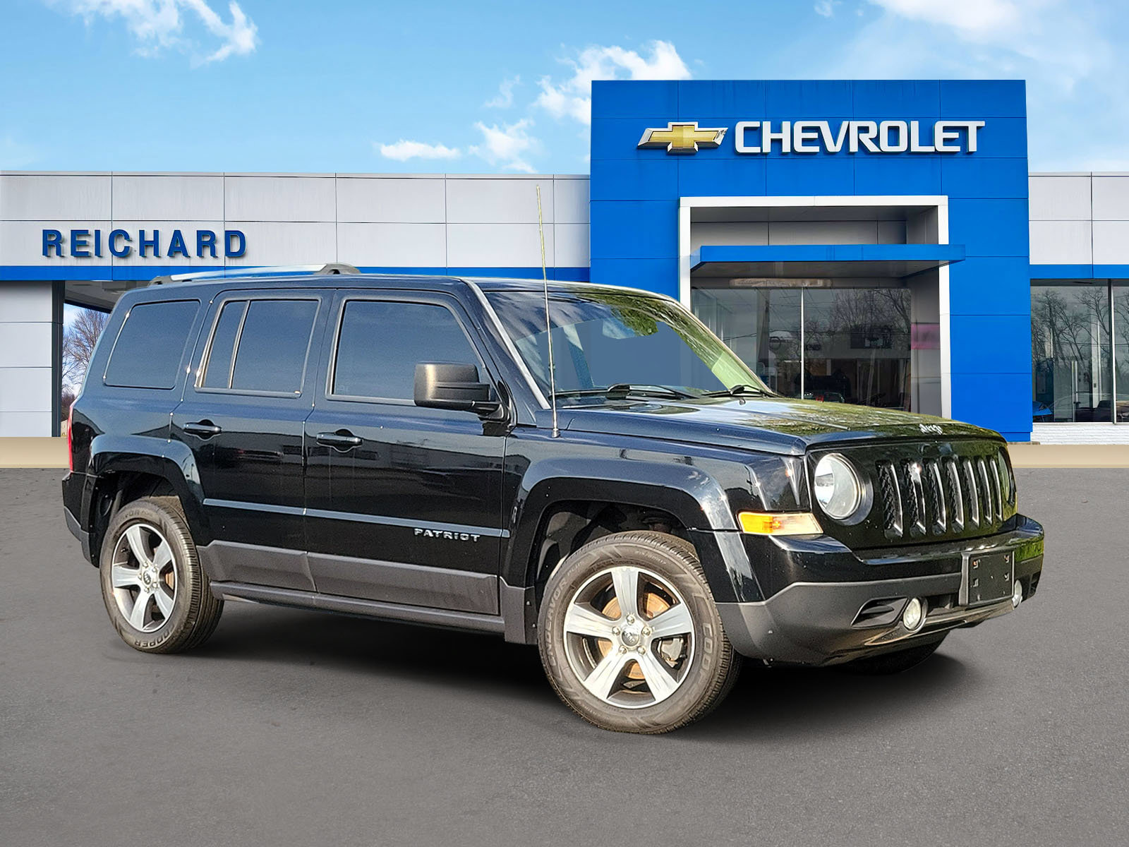 Used 2016 Jeep Patriot High Altitude FWD image 1