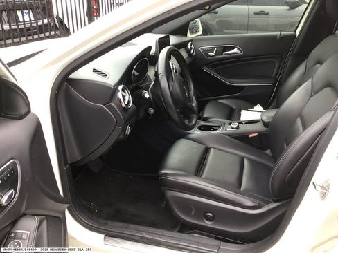 Used 2019 Mercedes-Benz GLA 250 image 8