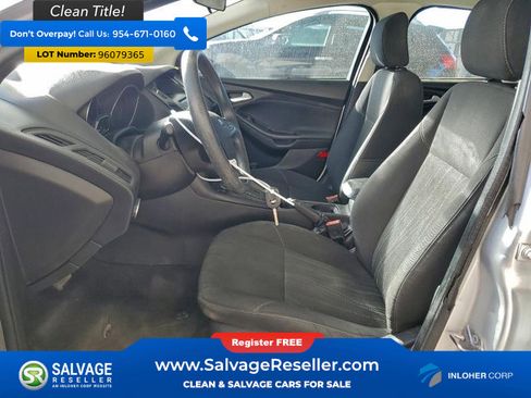 Used 2015 Ford Focus SE image 9