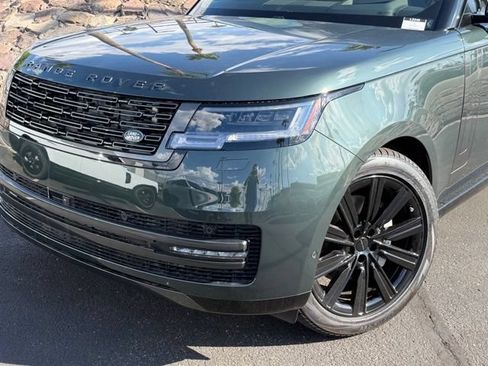 New 2026 Land Rover Range Rover Long Wheelbase SE AWD/4WD image 2