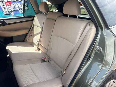 Used 2016 Subaru Outback 2.5i Premium w/ Popular Package #1 AWD/4WD image 11