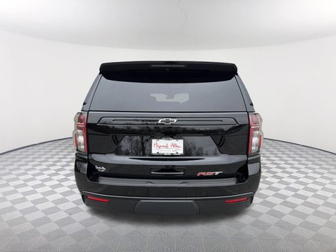 Used 2024 Chevrolet Suburban RST w/ Luxury Package image 7