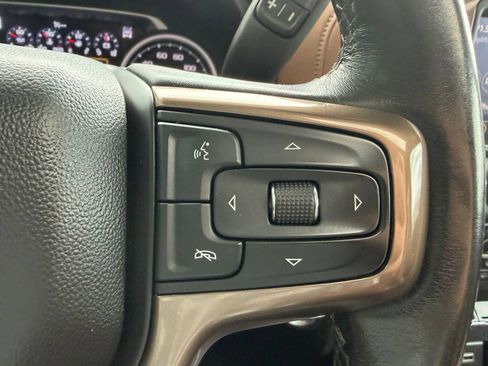 Used 2022 Chevrolet Silverado 2500 High Country AWD/4WD image 15