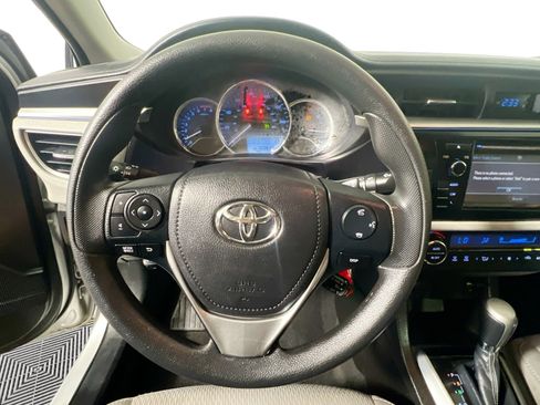 Used 2015 Toyota Corolla LE image 17