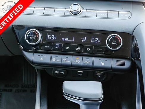 Certified 2023 Hyundai Elantra SEL w/ Convenience Package FWD image 15