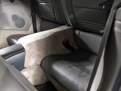Used 2001 Porsche 911 Carrera RWD image 27