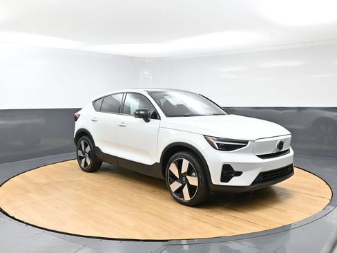 Used 2023 Volvo C40 P8 Recharge Ultimate AWD/4WD image 8