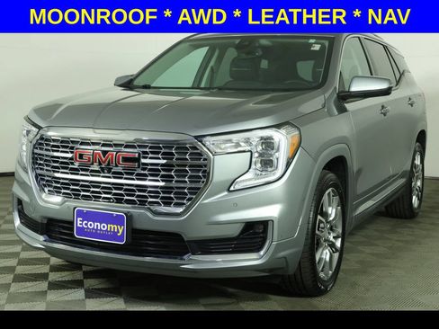 Used 2023 GMC Terrain Denali w/ Denali Premium Package AWD/4WD image 1