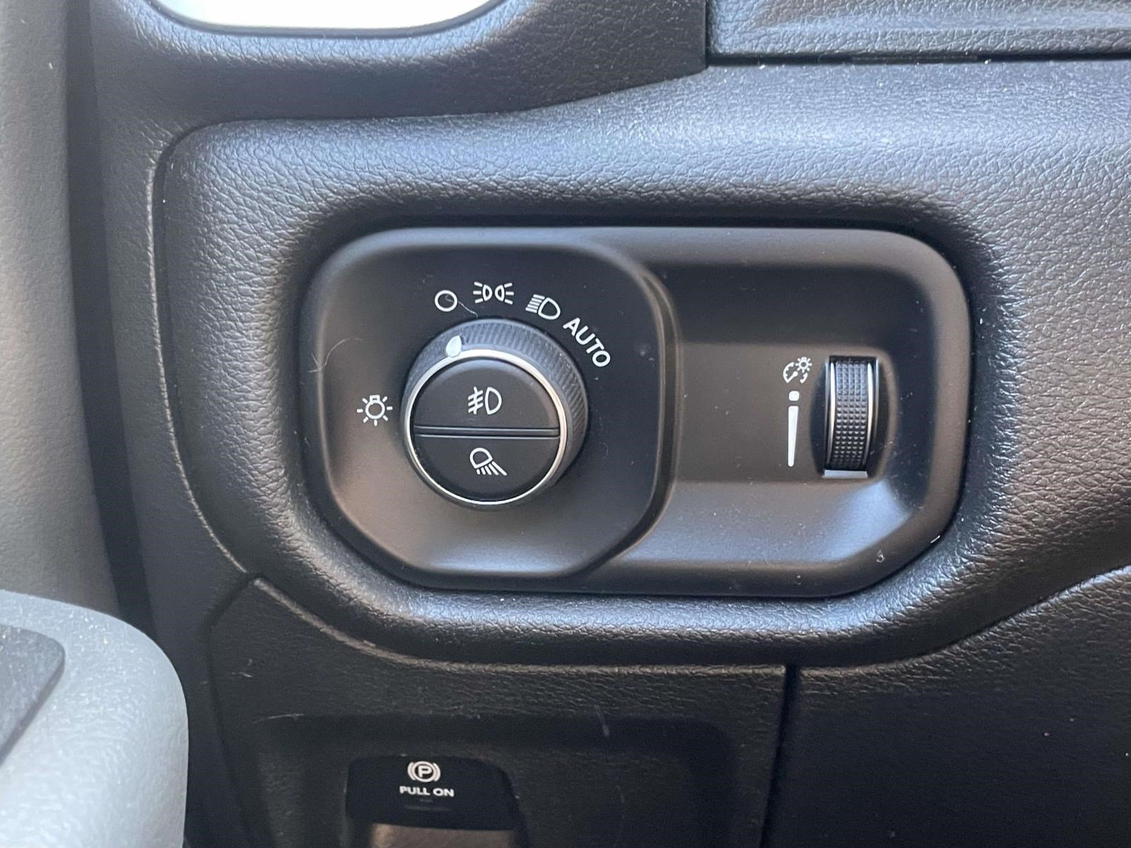 Used 2022 RAM 1500 Lone Star RWD image 17