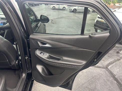 Used 2020 Buick Encore GX Select w/ Sport Touring Package FWD image 13