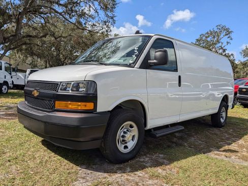 New 2024 Chevrolet Express 3500 Extended w/ Driver Convenience Package image 8