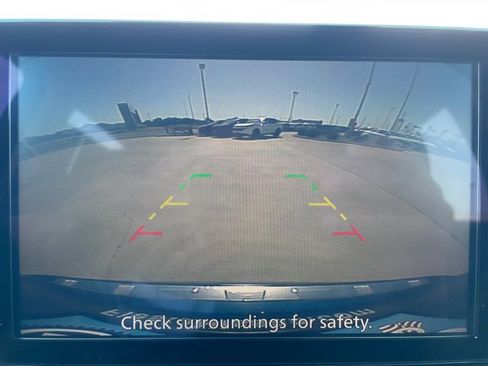 Used 2022 Nissan Rogue SV image 12