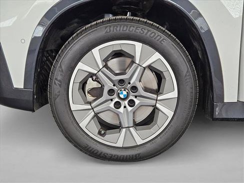 Certified 2024 BMW X1 xDrive28i w/ Technology Package image 25