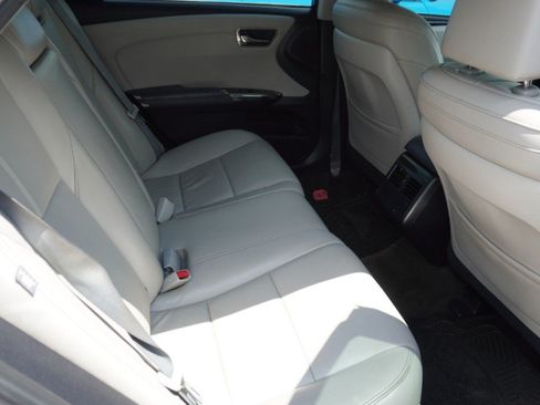 Used 2013 Toyota Avalon XLE Premium FWD image 15