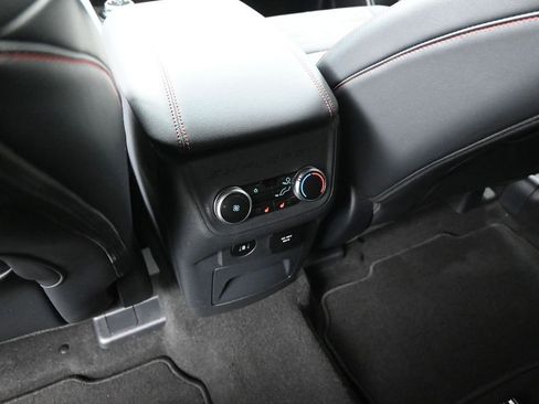 Used 2025 Ford Explorer ST-Line w/ Premium Package RWD image 21