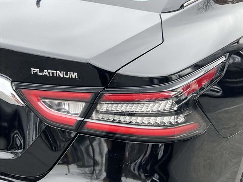 Certified 2023 Nissan Maxima Platinum w/ Sport Mat Group image 15