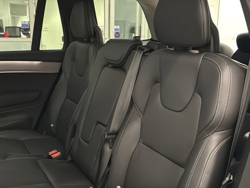 New 2026 Volvo XC90 T8 Ultra w/ Protection Package Premier AWD/4WD image 26