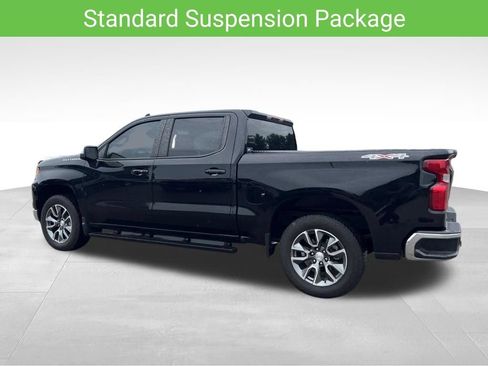 Used 2024 Chevrolet Silverado 1500 LT AWD/4WD image 10