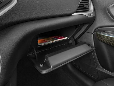 Used 2014 Jeep Cherokee Trailhawk w/ Comfort/Convenience Group image 19