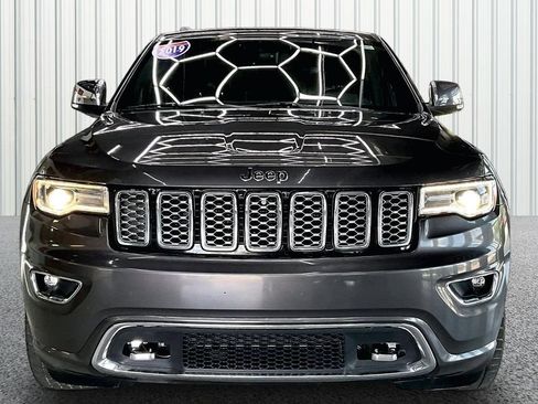Used 2019 Jeep Grand Cherokee Overland AWD/4WD image 2