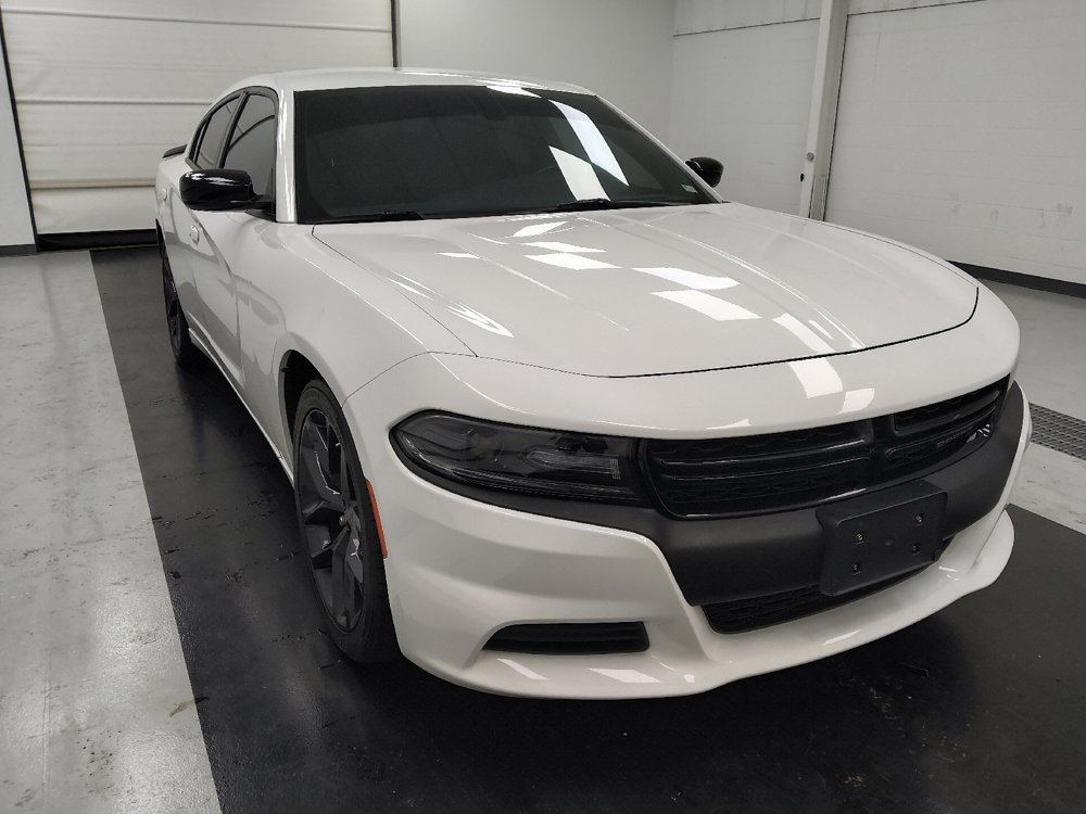 Used 2021 Dodge Charger SXT w/ Blacktop Package RWD image 14