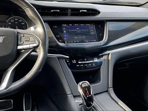 Used 2021 Cadillac XT6 Sport AWD/4WD image 6