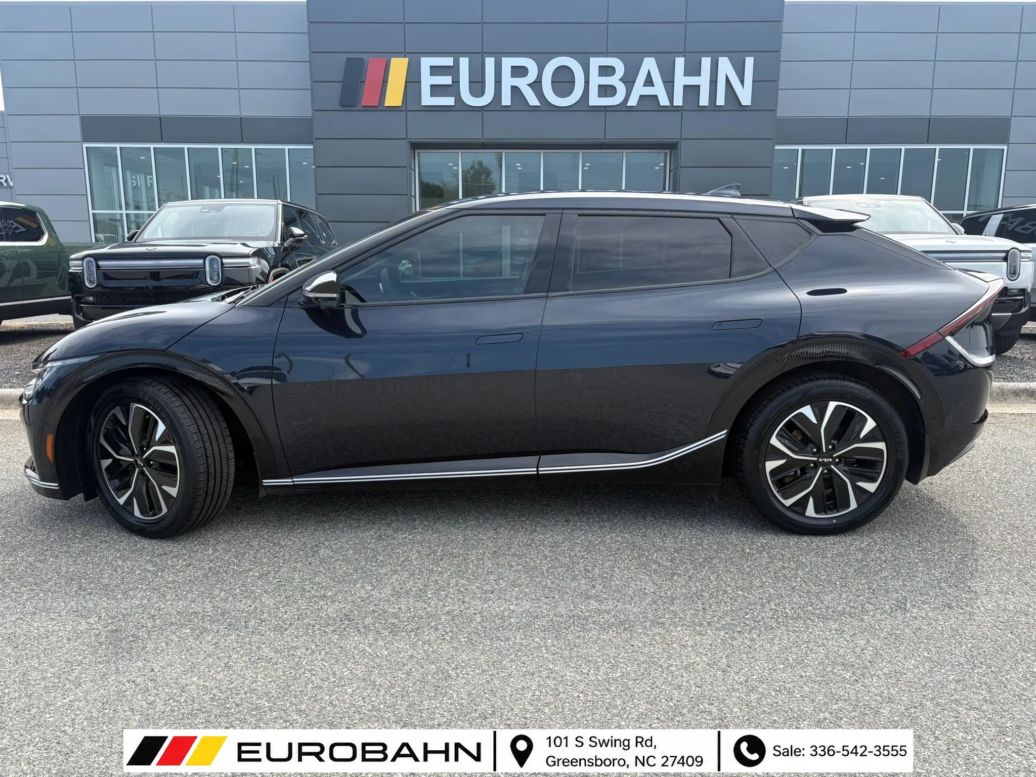 Used 2022 Kia EV6 Wind w/ Wind Technology Package AWD/4WD image 2