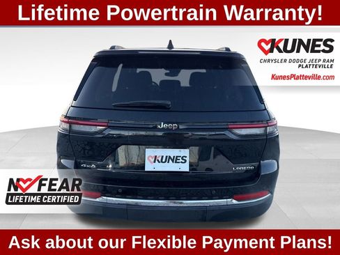 Used 2023 Jeep Grand Cherokee Laredo image 5