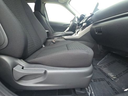 Used 2024 Mitsubishi Eclipse Cross Black Edition image 15