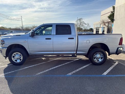 New 2026 RAM 3500 Tradesman AWD/4WD image 5