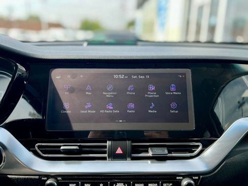 Used 2022 Kia Niro EX w/ Cold Weather Package image 22