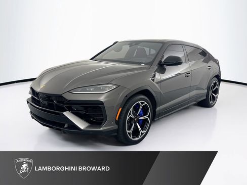Used 2025 Lamborghini Urus Performante AWD/4WD image 1