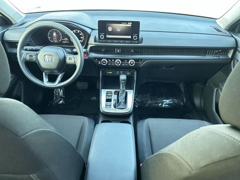 Used 2024 Honda CR-V EX image 15