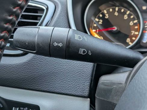 Certified 2018 Jeep Compass Limited w/ Navigation Group FWD image 28