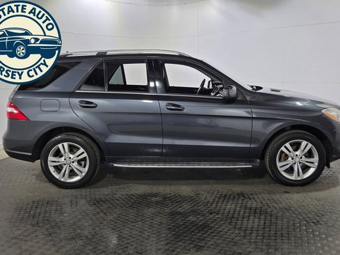 Used 2015 Mercedes-Benz ML 350 4MATIC w/ Premium 1 Package image 8