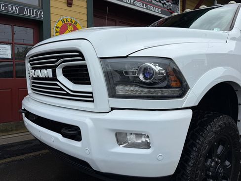 Used 2018 RAM 2500 Laramie w/ Sport Appearance Group AWD/4WD image 13