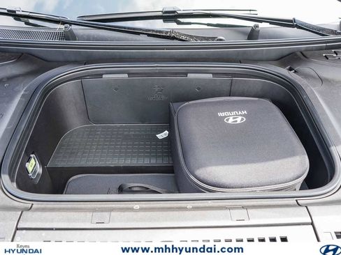 New 2026 Hyundai Ioniq 9 SEL AWD/4WD image 15