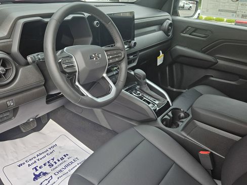 New 2026 Chevrolet Colorado Trail Boss AWD/4WD image 8