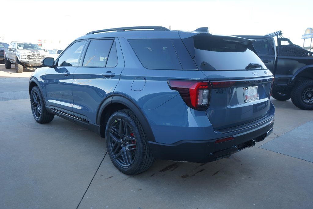 New 2027 Ford Explorer ST-Line w/ Premium Package AWD/4WD image 12