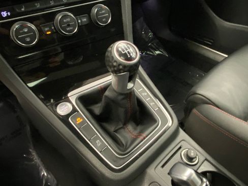 Used 2018 Volkswagen GTI S image 31