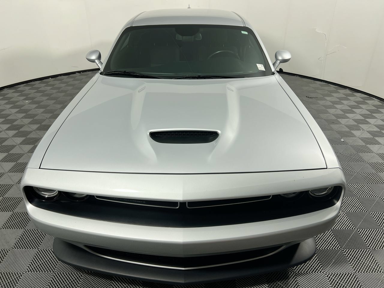 Used 2023 Dodge Challenger R/T RWD image 8