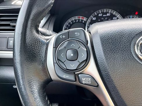 Used 2012 Toyota Camry SE FWD image 22