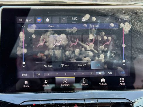 Used 2022 Jeep Compass Limited w/ Sun and Sound Group AWD/4WD image 17