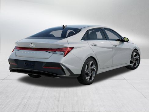New 2026 Hyundai Elantra Limited image 4